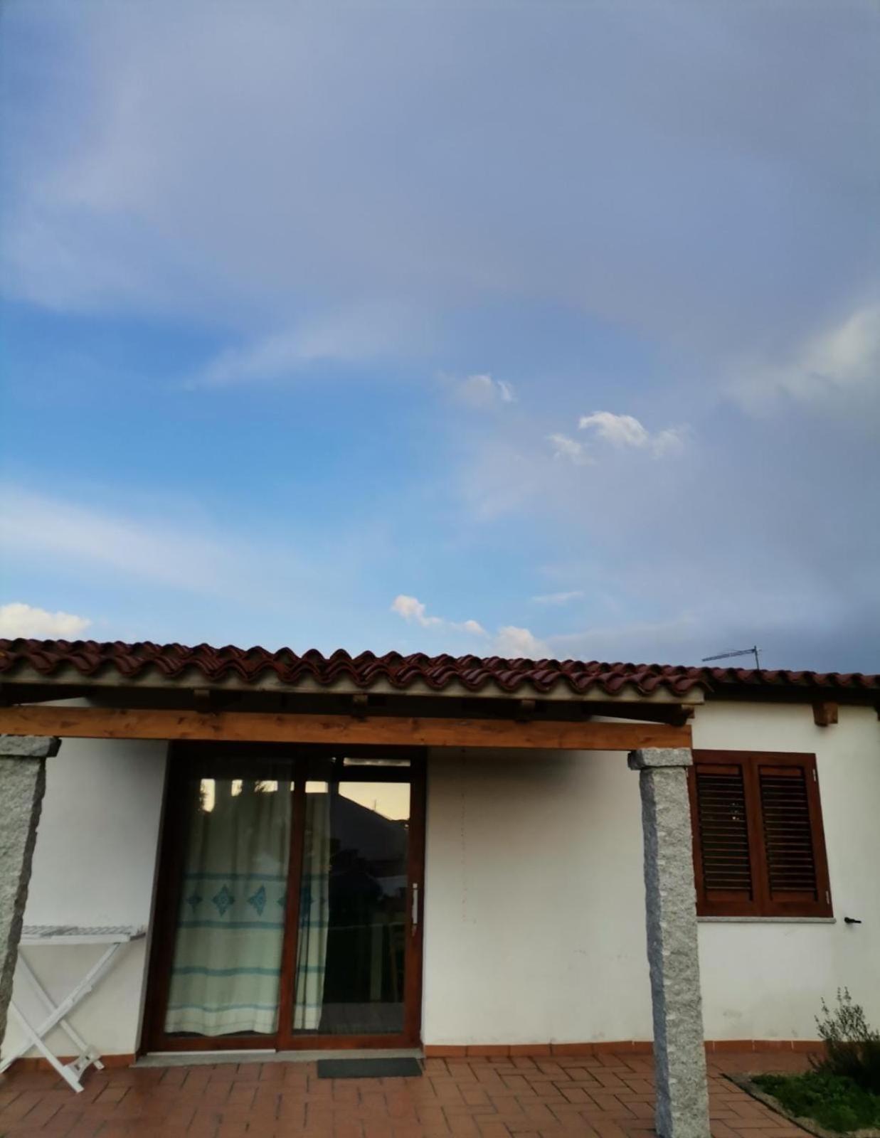 Agriturismo B&B Domo De Resteblas Berchidda Bagian luar foto