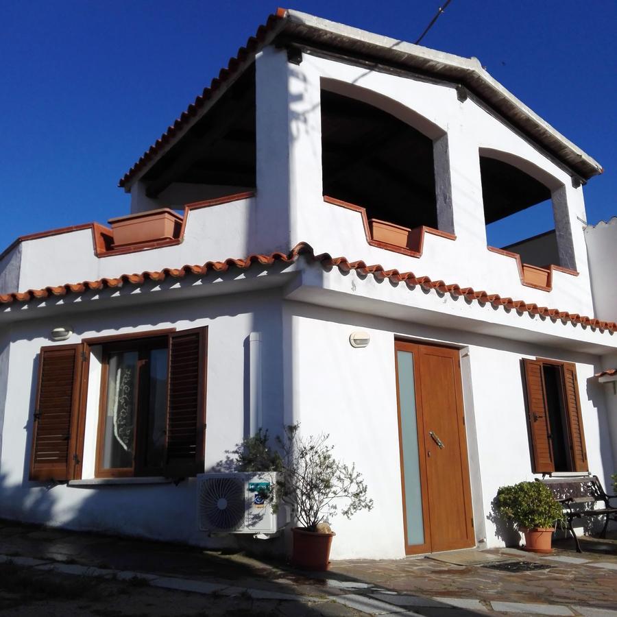 Agriturismo B&B Domo De Resteblas Berchidda Bagian luar foto